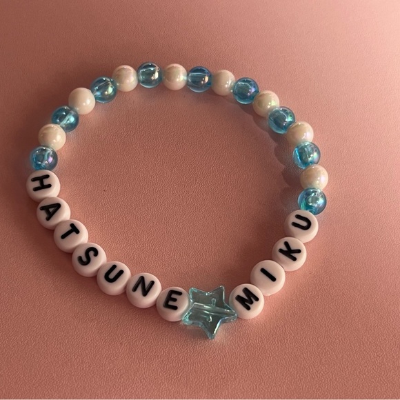 Hatsune Miku Themed Bracelet - Picture 3 of 4